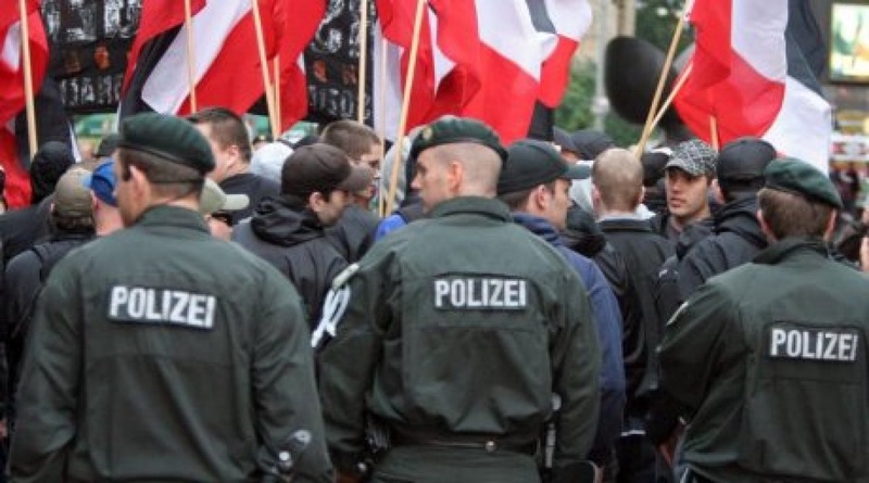 Neo-Nazis demonstration in Germany. Photo courtesy of muensterschezeitung.de