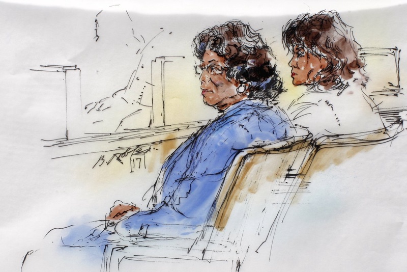 Katherine Jackson (L), mother of late pop star Michael Jackson, and her daughter Rebbie Jackson are pictured in a courtroom sketch. ©REUTERS/Bill Robles 