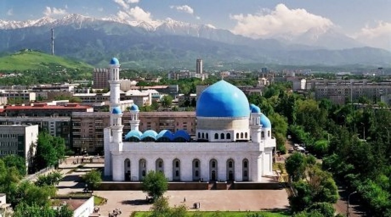Almaty Central Mosque. Photo courtesy of kazakh.ru