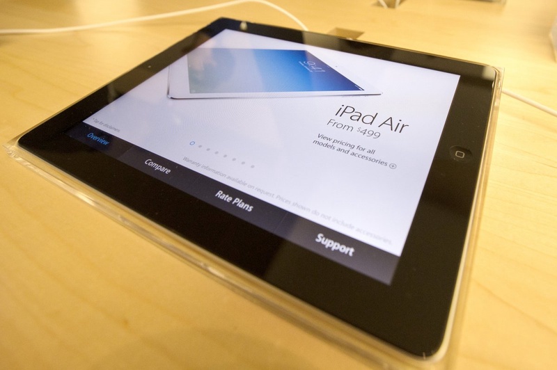 Apple iPad Air tablet. ©Reuters/Mike Segar