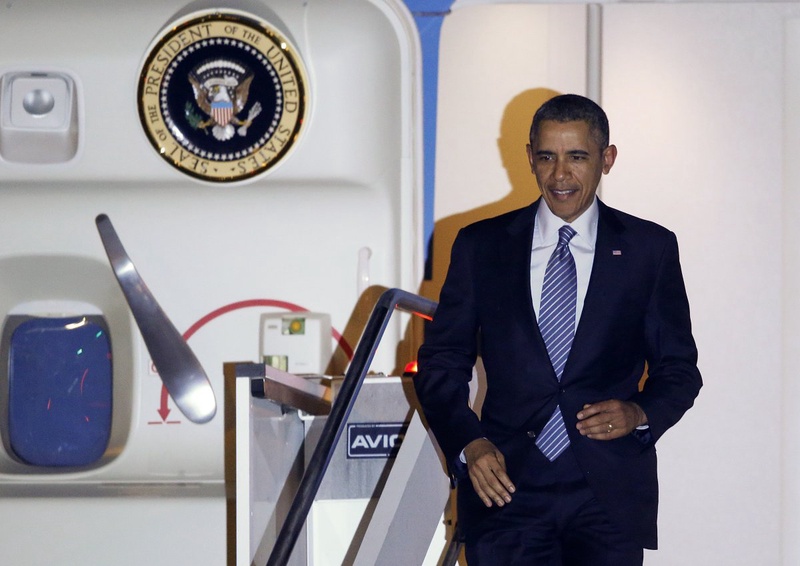 U.S. President Barack Obama arrives at Rome Airport. ©Reuters/Stefano Rellandini