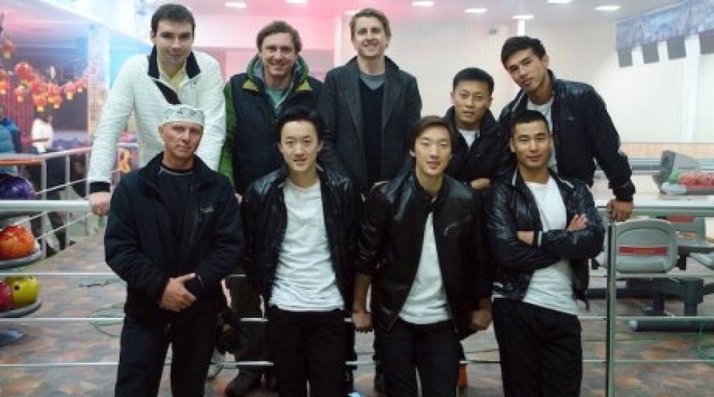 Kun-do team lead by Igor Tsai (center left first row).