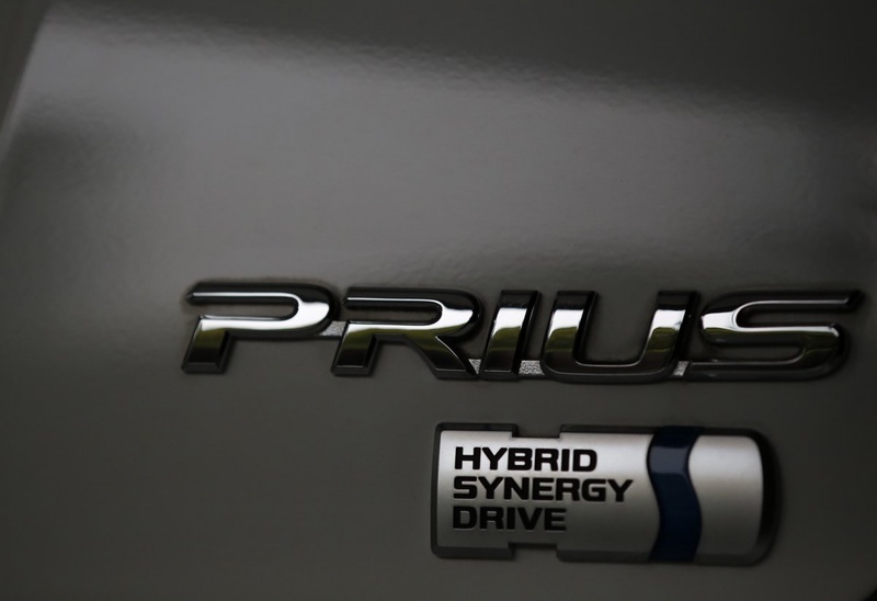 The logo of Toyota Motor Corp's Prius hybrid car. ©Reuters/Issei Kato