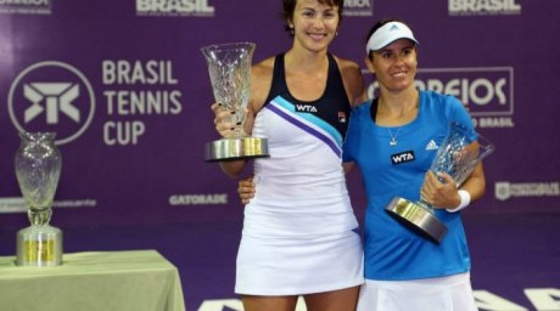 Yaroslava Shvedova and Anabel Medina Garrigues. Photo courtesy of the official website of the tournament