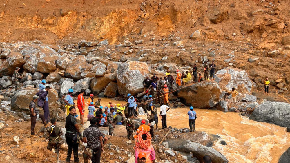 More than 150 people died in India due to landslides