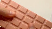 Chocolate with hair? Internet users are shocked by the strange trend